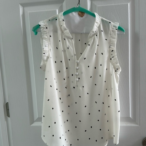 mine Tops - Mine- Cream color with black